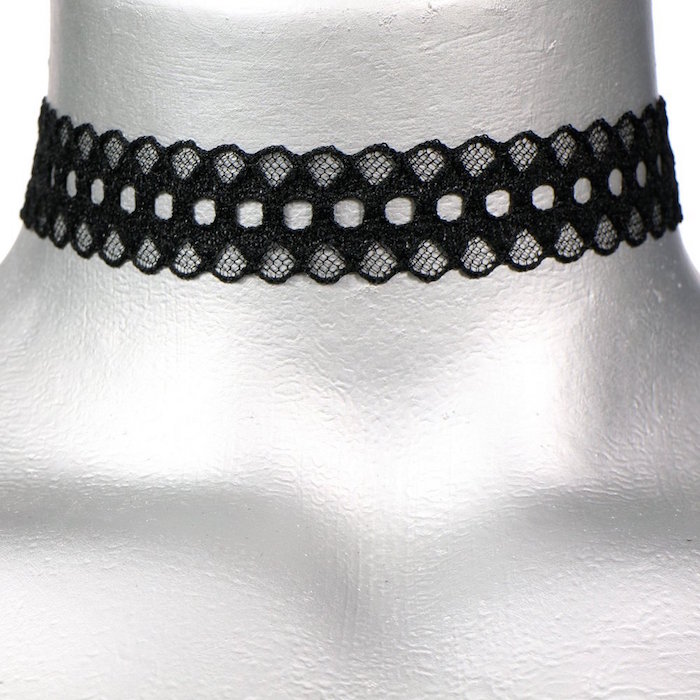 Twilight's Fancy Plain Black Scalloped Lace Choker Necklace -- Size Large